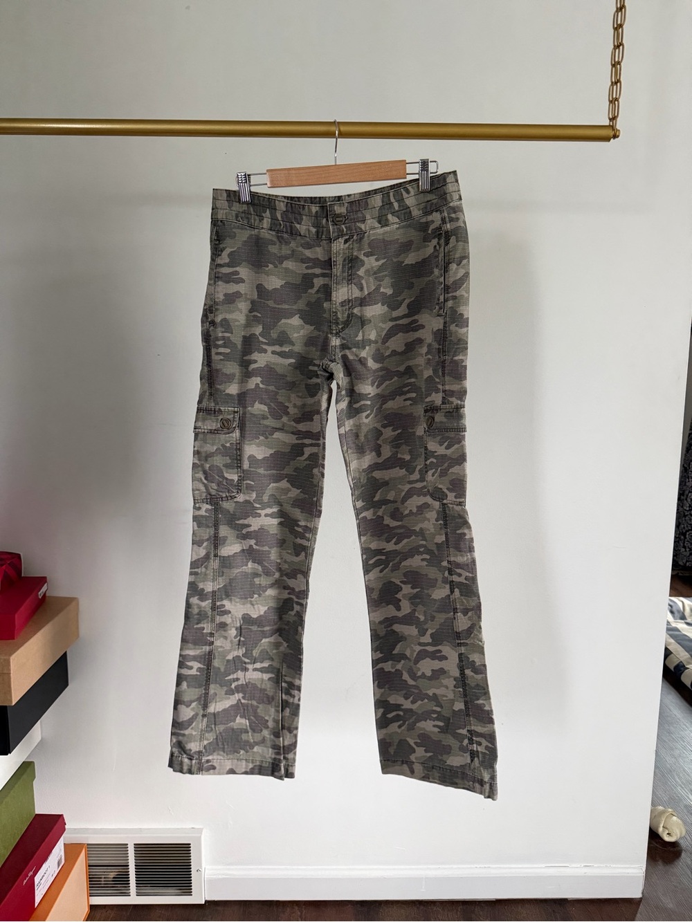 Y2K camo pants